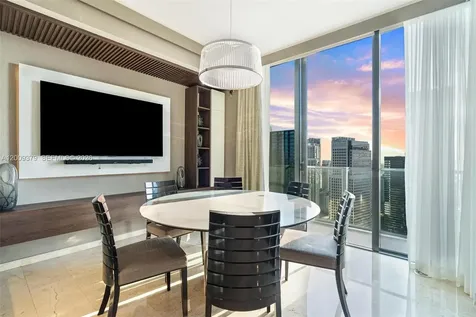 88 SW 7th Street Miami FL 33130