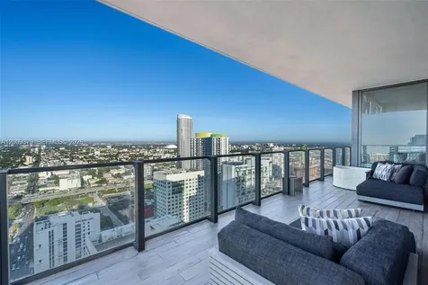 88 SW 7th Street Miami FL 33130