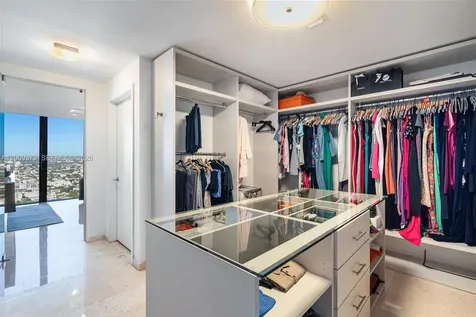88 SW 7th Street Miami FL 33130