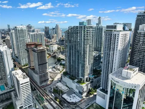 88 SW 7th Street Miami FL 33130