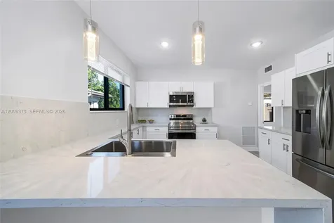 1925 SW 23rd Street Miami FL 33145
