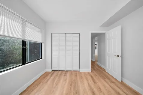 1925 SW 23rd Street Miami FL 33145