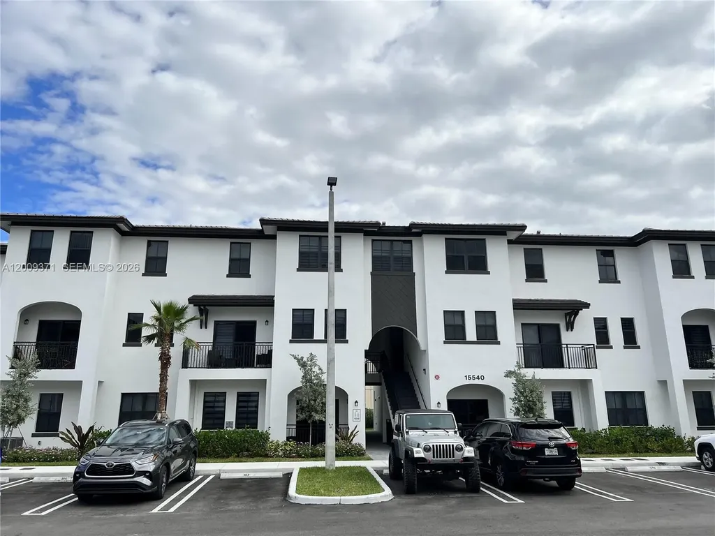 15540 SW 136th Street Miami FL 33196