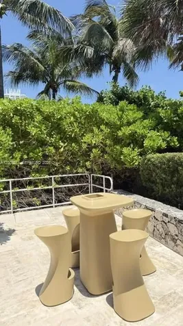 5875 Collins Avenue Miami Beach FL 33140