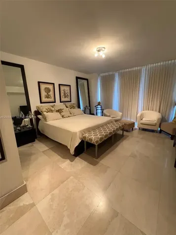 5875 Collins Avenue Miami Beach FL 33140