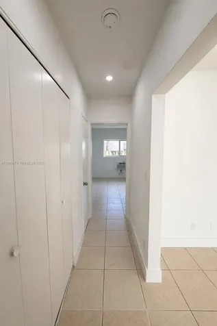 935 Bay Drive Miami Beach FL 33141