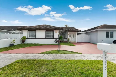 5673 SW 149th Avenue Miami FL 33193