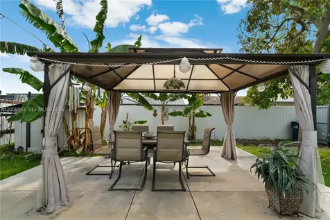 5673 SW 149th Avenue Miami FL 33193