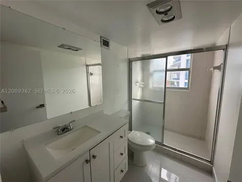 6039 Collins Avenue Miami Beach FL 33140