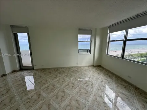6039 Collins Avenue Miami Beach FL 33140
