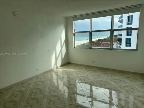 6039 Collins Avenue Miami Beach FL 33140