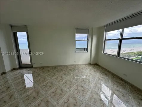 6039 Collins Avenue Miami Beach FL 33140