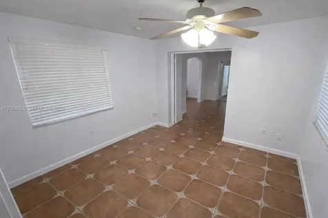 2544 SW 20th Street Miami FL 33145