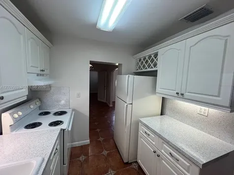 2544 SW 20th Street Miami FL 33145