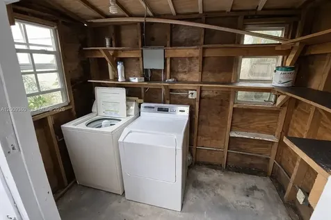 2544 SW 20th Street Miami FL 33145