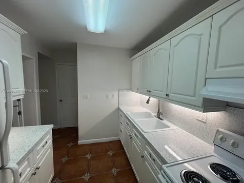 2544 SW 20th Street Miami FL 33145