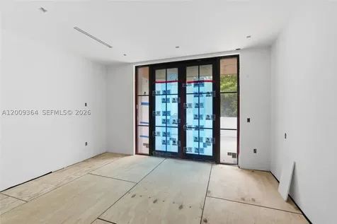 520 NE 53rd Street Miami FL 33137