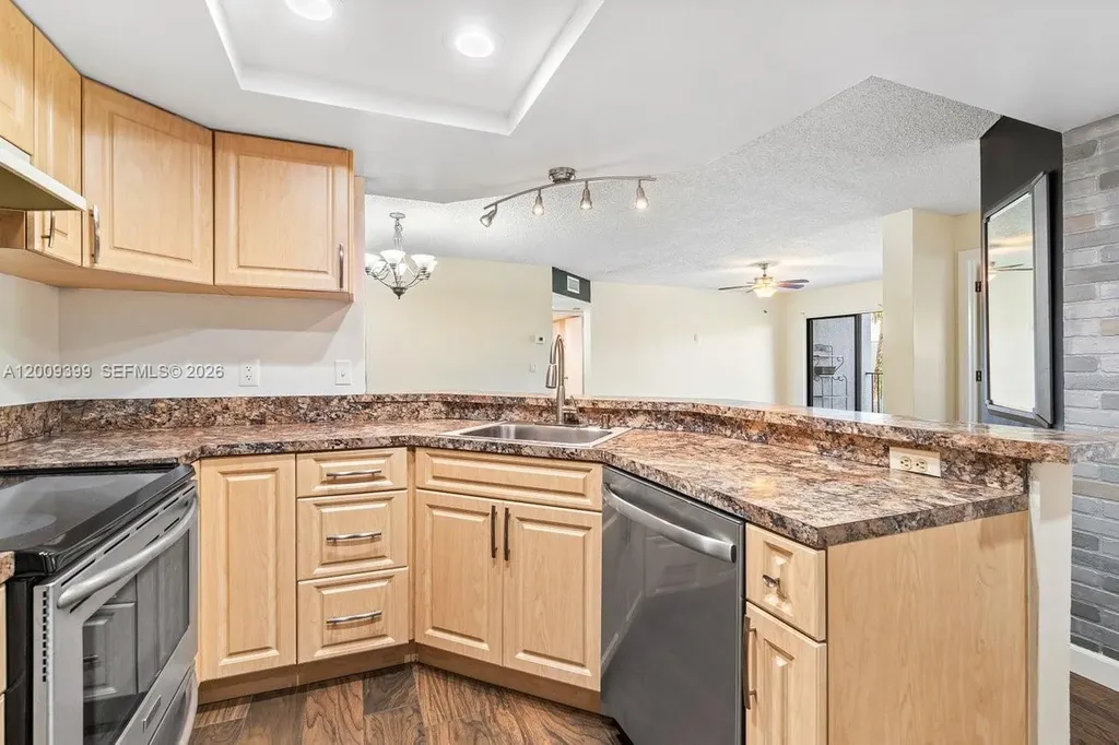 9088 W Atlantic Boulevard Coral Springs FL 33071