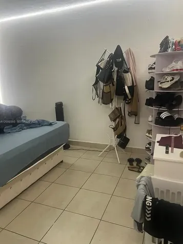 1245 W 24th Street Hialeah FL 33010
