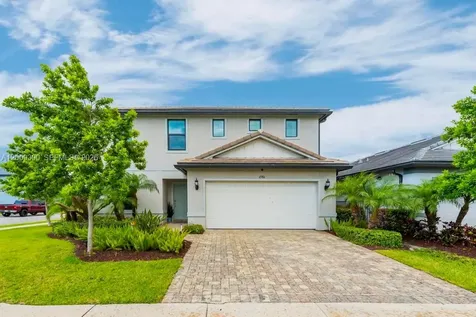 2981 Shortleaf Avenue Oakland Park FL 33311