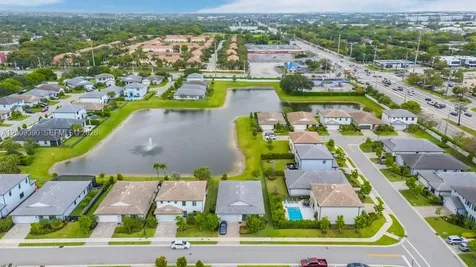 2981 Shortleaf Avenue Oakland Park FL 33311