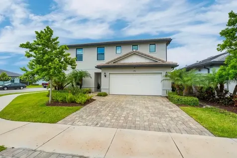2981 Shortleaf Avenue Oakland Park FL 33311