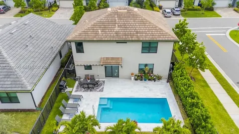 2981 Shortleaf Avenue Oakland Park FL 33311