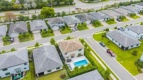 2981 Shortleaf Avenue Oakland Park FL 33311