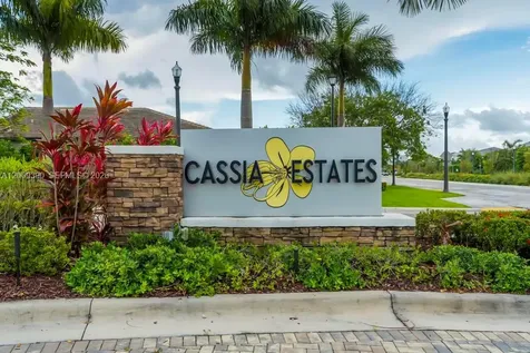 2981 Shortleaf Avenue Oakland Park FL 33311