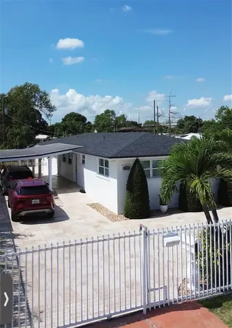 2512 NW 68th Street Miami FL 33147