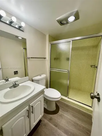 20400 W Country Club Drive Aventura FL 33180