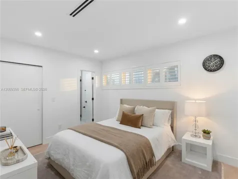 1560 Cleveland Road Miami Beach FL 33141