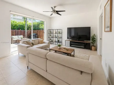 11028 NW 87th Lane Doral FL 33178