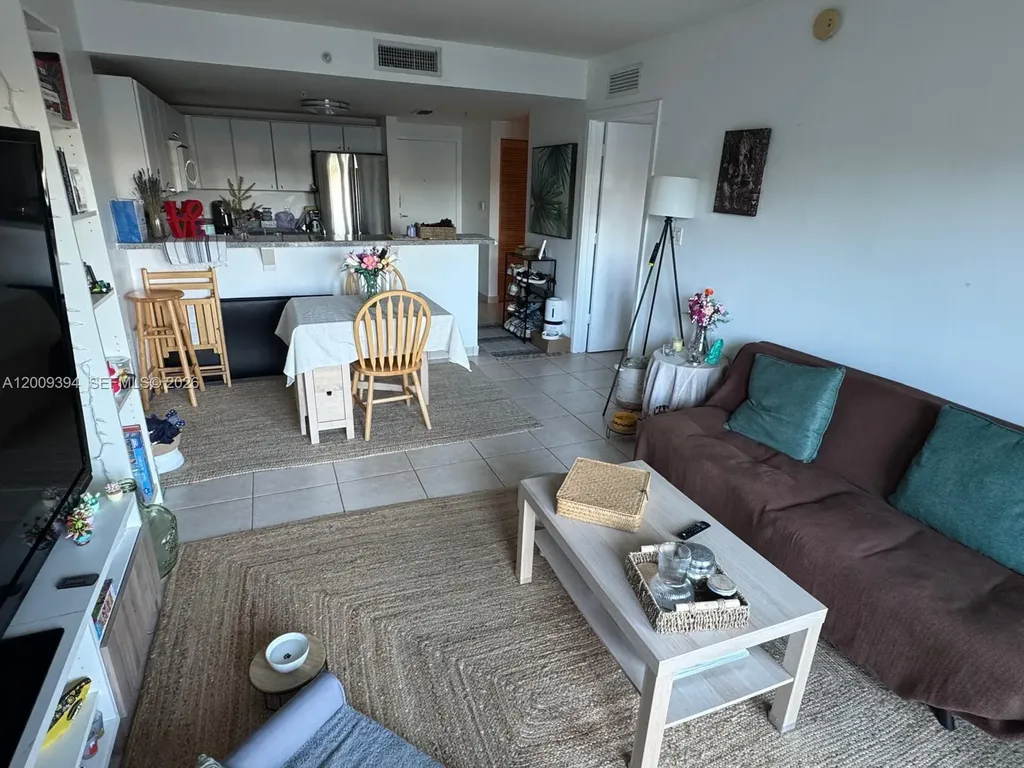 2740 SW 28th Terrace Miami FL 33133