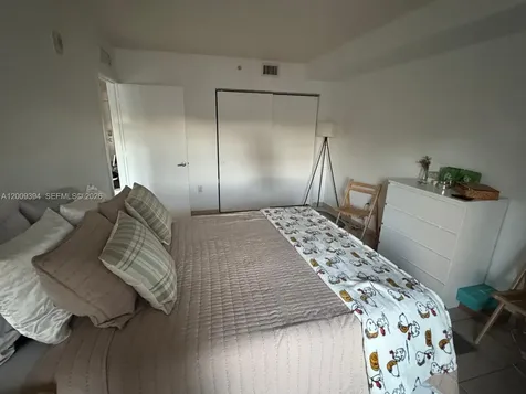 2740 SW 28th Terrace Miami FL 33133