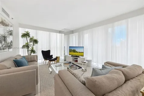 465 Brickell Avenue Miami FL 33131