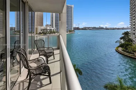 465 Brickell Avenue Miami FL 33131