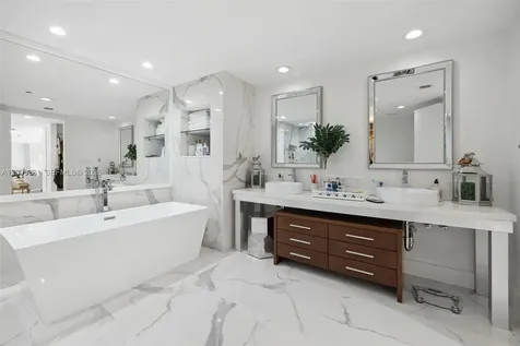 465 Brickell Avenue Miami FL 33131