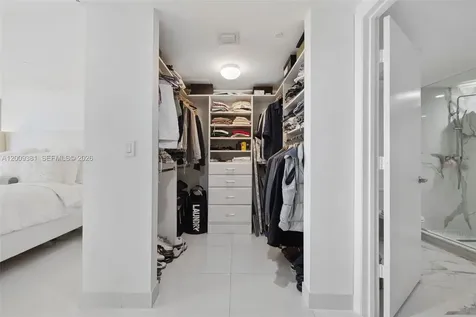 465 Brickell Avenue Miami FL 33131