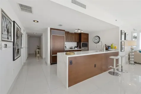 465 Brickell Avenue Miami FL 33131