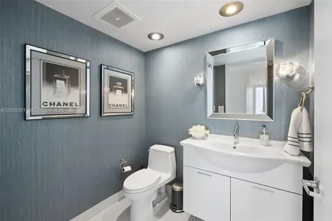 465 Brickell Avenue Miami FL 33131