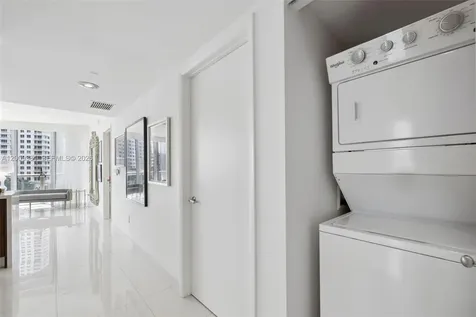 465 Brickell Avenue Miami FL 33131