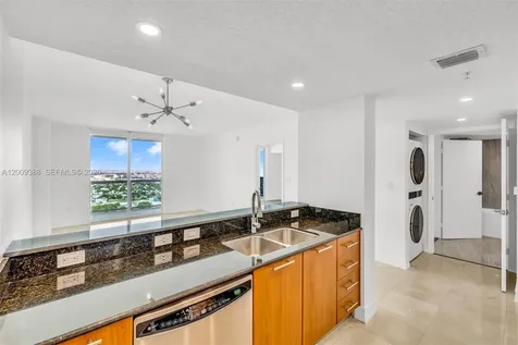 1800 N Bayshore Drive Miami FL 33132