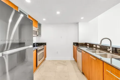 1800 N Bayshore Drive Miami FL 33132