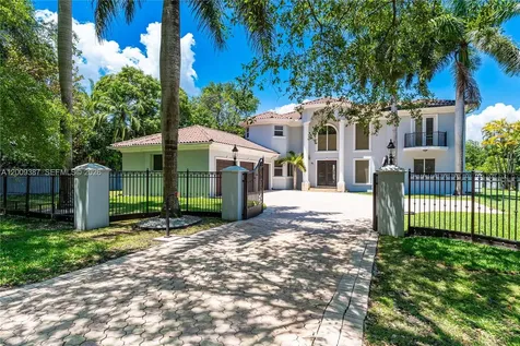 8479 SW 122nd Street Miami FL 33156