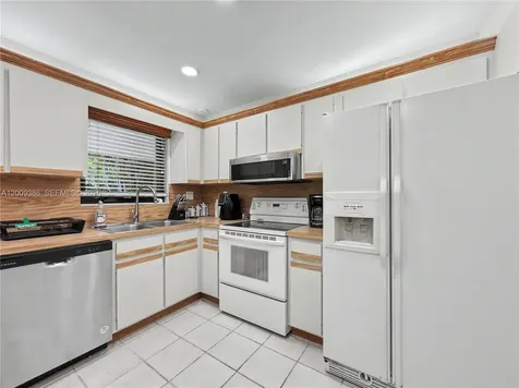 6714 N Waterway Drive Miami FL 33155
