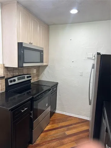 1422 Wiley Street Hollywood FL 33020