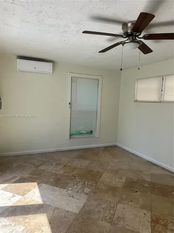 1422 Wiley Street Hollywood FL 33020
