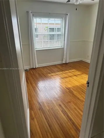 1422 Wiley Street Hollywood FL 33020