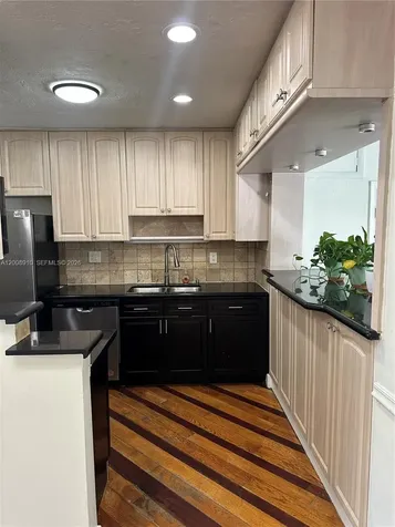 1422 Wiley Street Hollywood FL 33020